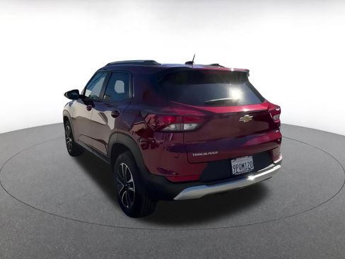 Used 2025 Chevrolet TrailBlazer LT image 11