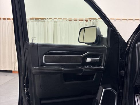 Used 2020 RAM 2500 Laramie w/ Night Edition image 18