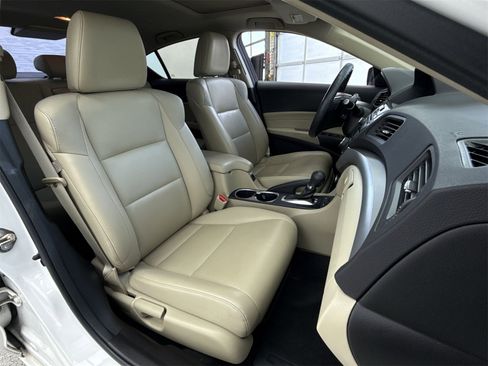 Used 2017 Acura ILX image 13