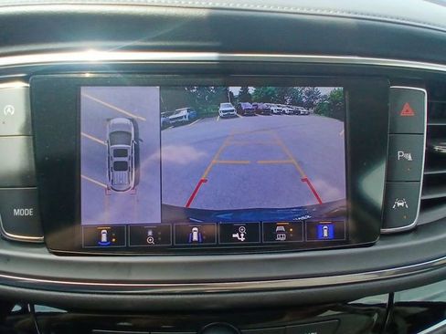 Used 2023 Buick Enclave Avenir w/ Trailering Package, 5000 lbs. FWD image 17