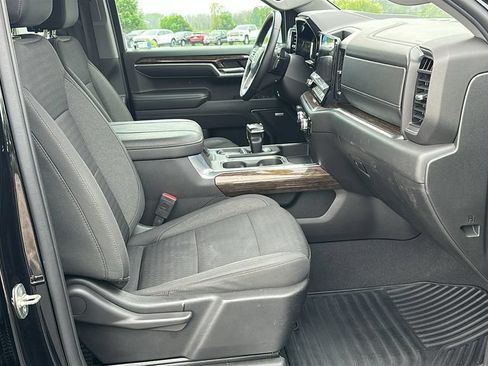 Used 2023 GMC Sierra 1500 Elevation w/ Preferred Package AWD/4WD image 29