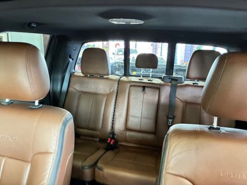 Used 2013 Ford F150 Platinum image 29
