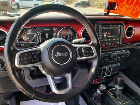 Used 2020 Jeep Gladiator Rubicon AWD/4WD image 11