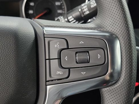 Used 2026 Chevrolet Blazer LT FWD image 33