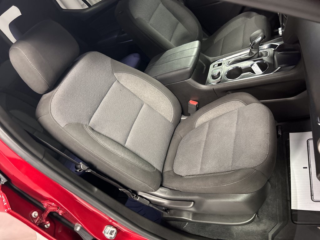 Used 2023 Chevrolet Traverse LT w/ LPO, Floor Liner Package AWD/4WD image 26