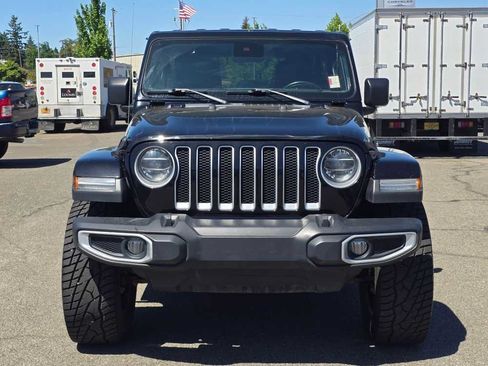 Used 2019 Jeep Wrangler Unlimited Sahara w/ Advanced Safety Group AWD/4WD image 8