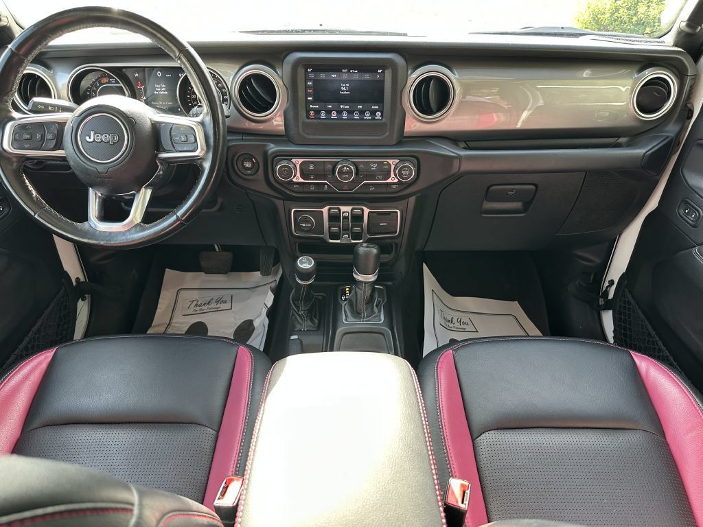 Used 2020 Jeep Wrangler Unlimited Sahara AWD/4WD image 9