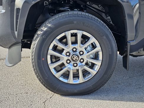 New 2026 Toyota Tacoma Limited image 9