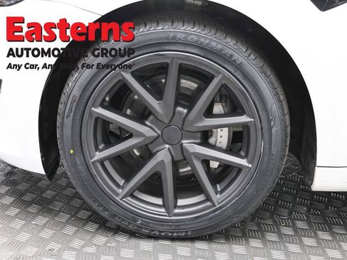 Used 2023 Tesla Model 3 Standard Range image 26