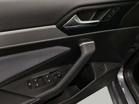 New 2025 Volkswagen Jetta SE image 28