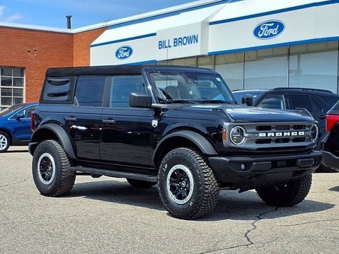 Certified 2023 Ford Bronco Big Bend w/ Sasquatch Package AWD/4WD image 1