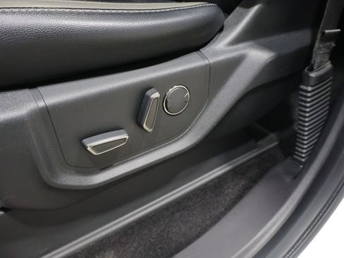 Used 2017 Ford F150 Raptor w/ Equipment Group 802A Luxury image 13