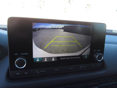 Used 2025 Honda HR-V Sport image 19