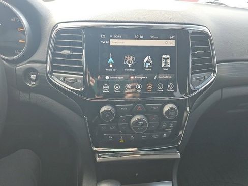 Used 2020 Jeep Grand Cherokee Laredo w/ Quick Order Package 2BN North image 10