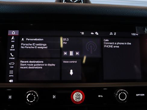 New 2026 Porsche Macan image 18