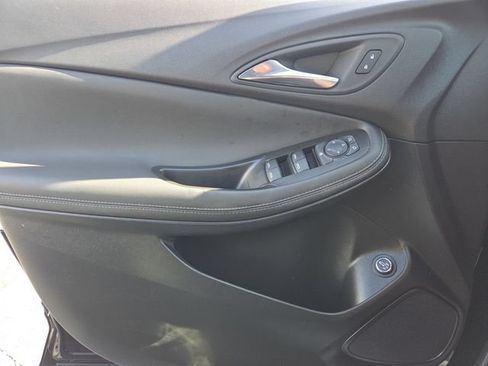 Used 2023 Buick Encore GX Select w/ Sport Touring Package FWD image 32