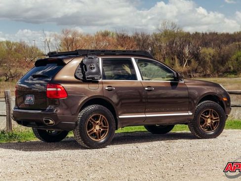 Used 2009 Porsche Cayenne image 3