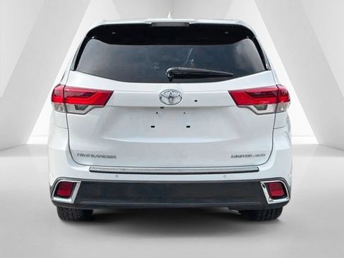 Used 2019 Toyota Highlander Limited AWD/4WD image 6