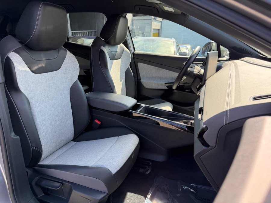 Used 2023 Volkswagen ID.4 Pro RWD image 29