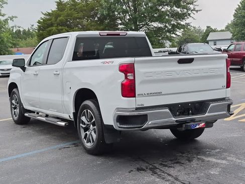 Used 2023 Chevrolet Silverado 1500 LT AWD/4WD image 4