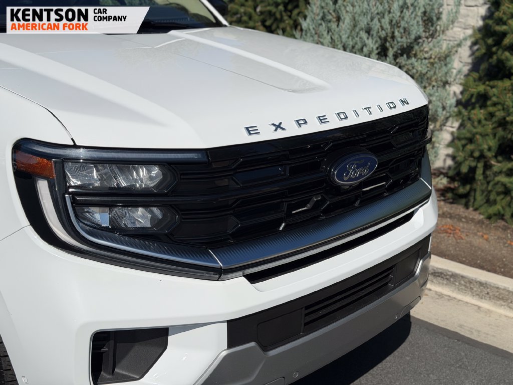 Used 2025 Ford Expedition Max Platinum AWD/4WD image 11