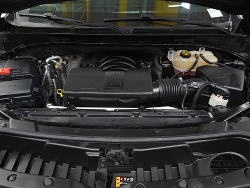Used 2022 GMC Yukon XL Denali AWD/4WD image 35