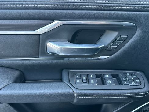 New 2026 RAM 1500 Laramie AWD/4WD image 10