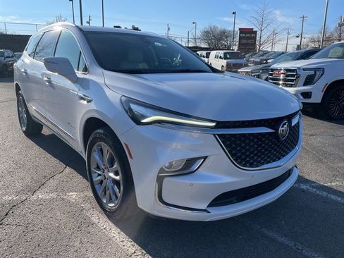 Used 2022 Buick Enclave Avenir image 4