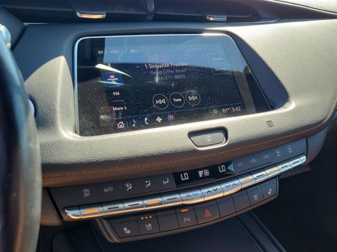 Used 2019 Cadillac XT4 Premium Luxury AWD/4WD image 30