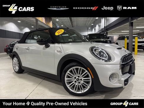 Used 2021 MINI Cooper S w/ Signature Upholstery Package image 1