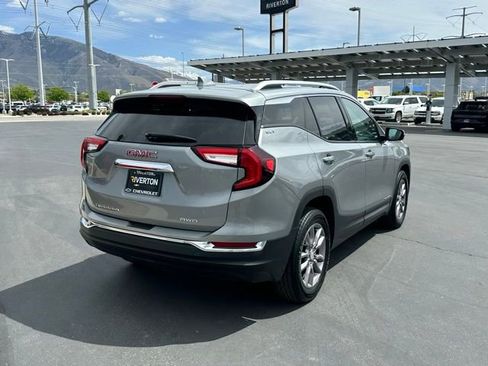 Certified 2024 GMC Terrain SLT image 24