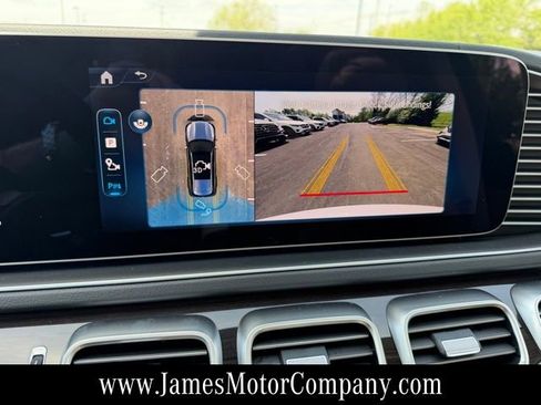 New 2026 Mercedes-Benz GLS 450 4MATIC image 21