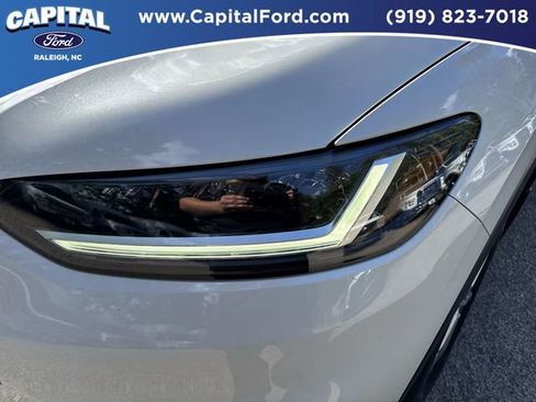 Used 2023 Honda HR-V LX image 11