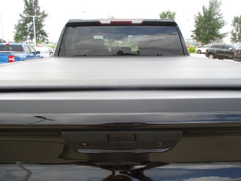 Used 2021 Chevrolet Silverado 1500 RST w/ Bed Protection Package AWD/4WD image 6