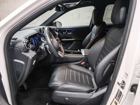 Certified 2026 Mercedes-Benz GLC 300 image 24