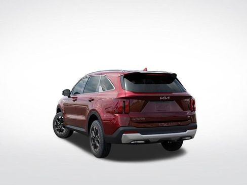Certified 2025 Kia Sorento S AWD/4WD image 6