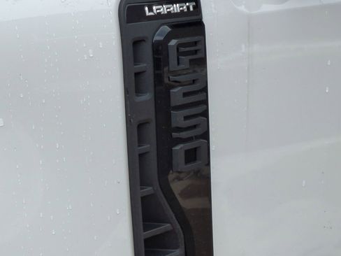 Used 2023 Ford F250 Lariat w/ Lariat Ultimate Package image 30