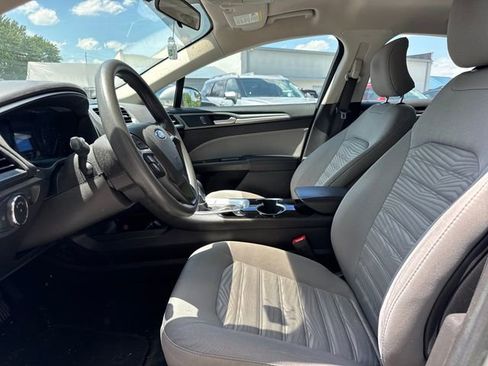 Used 2016 Ford Fusion S FWD image 13