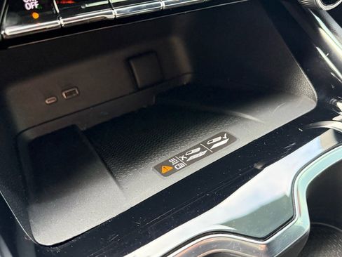 Used 2025 Chevrolet Traverse Z71 w/ Enhanced Driving Package image 20