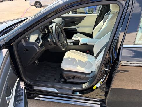 Used 2021 Lexus ES 350 F Sport w/ Special Edition FWD image 2