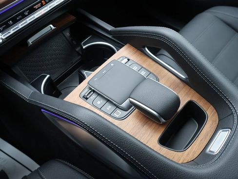 Certified 2025 Mercedes-Benz GLE 450 4MATIC Coupe image 28
