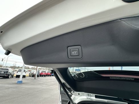 Certified 2025 Chevrolet TrailBlazer ACTIV w/ Convenience Package FWD image 50