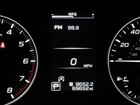 Used 2024 Subaru Outback Premium AWD/4WD image 30