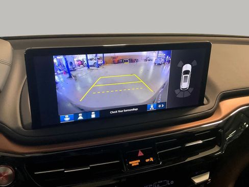 Used 2025 Acura MDX FWD w/ Technology Package image 27