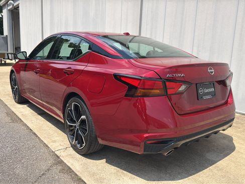 Certified 2024 Nissan Altima 2.5 SR FWD image 5