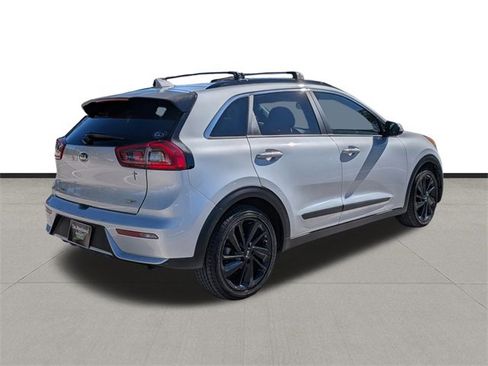 Used 2019 Kia Niro S Touring image 5