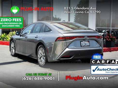 Used 2023 Toyota Mirai w/ Advanced Technology Package RWD image 2