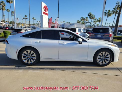 Certified 2023 Toyota Mirai XLE w/ Advanced Technology Package image 3