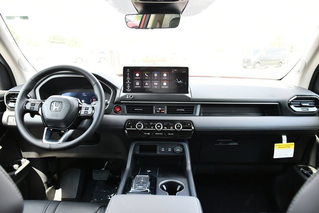 New 2026 Honda Pilot Touring image 22