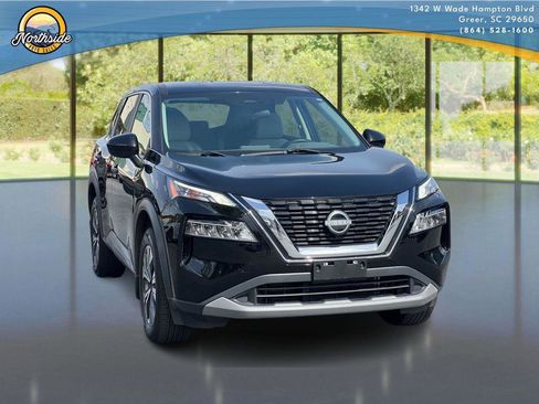 Used 2023 Nissan Rogue SV image 5